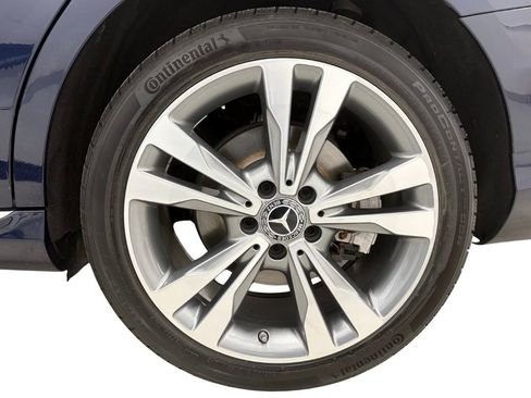 Used 2019 Mercedes-Benz C 300 4MATIC Sedan image 9