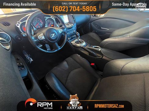 Used 2015 Nissan 370Z Touring image 12
