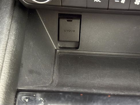 Used 2021 MAZDA CX-5 Touring image 27