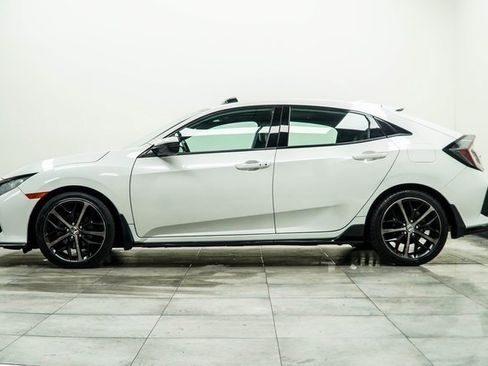 Used 2021 Honda Civic Sport Touring image 9