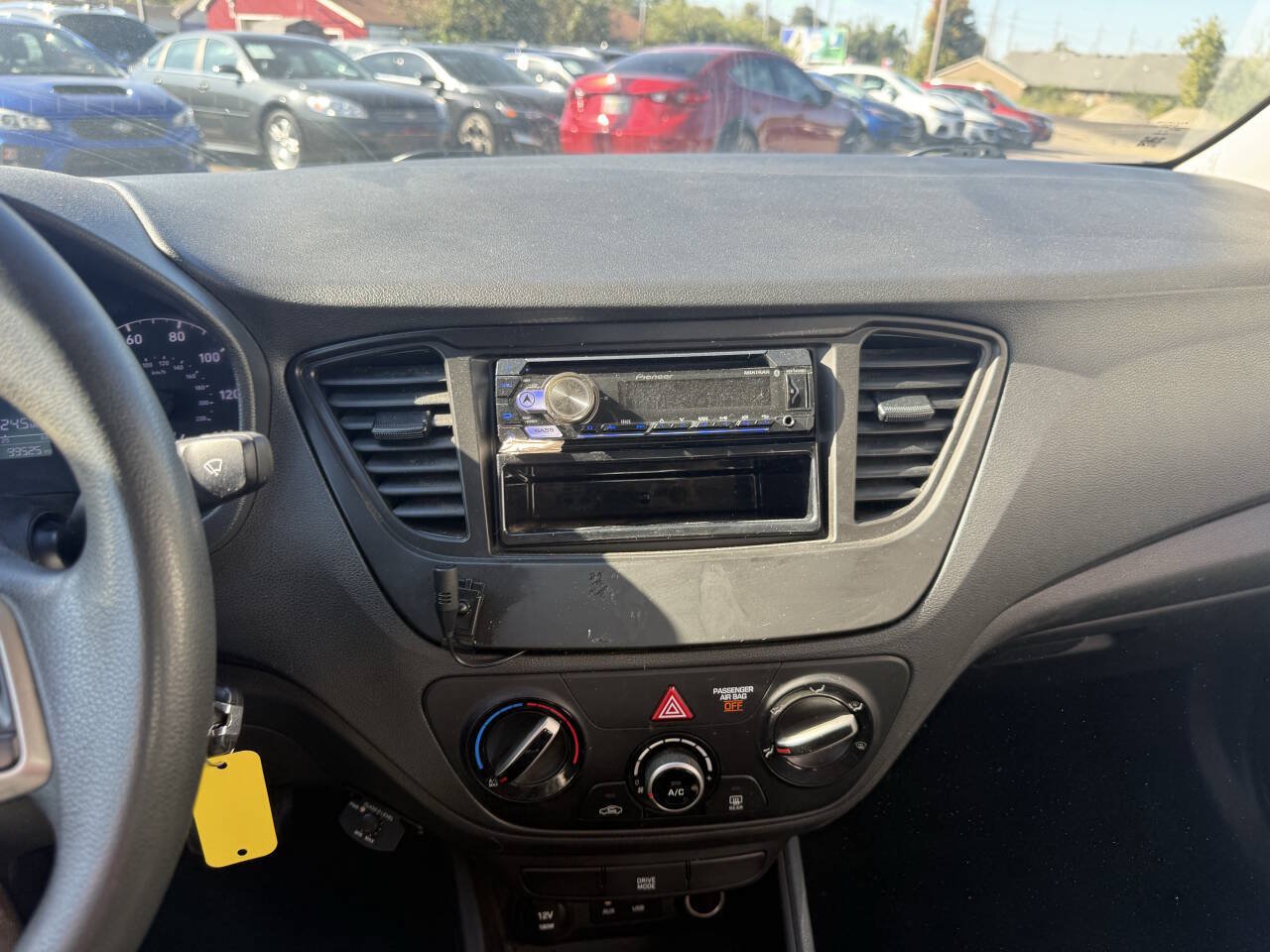 Used 2021 Hyundai Accent SE FWD image 26