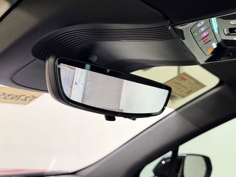 New 2026 Cadillac Vistiq Premium Luxury AWD/4WD image 19