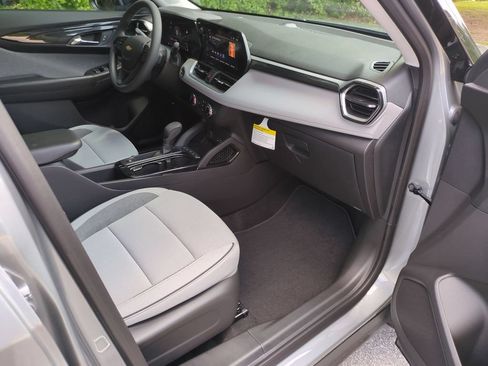 New 2026 Chevrolet TrailBlazer LS w/ LS Convenience Package FWD image 34