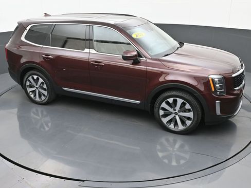 Used 2022 Kia Telluride EX w/ EX Premium Package FWD image 36