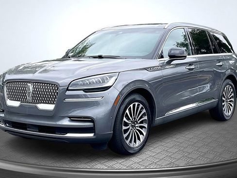 Certified 2023 Lincoln Aviator Reserve w/ Equipment Group 201A RWD image 3