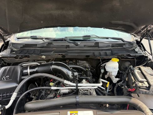 Used 2020 RAM 1500 Express w/ Wheel & Sound Group AWD/4WD image 36