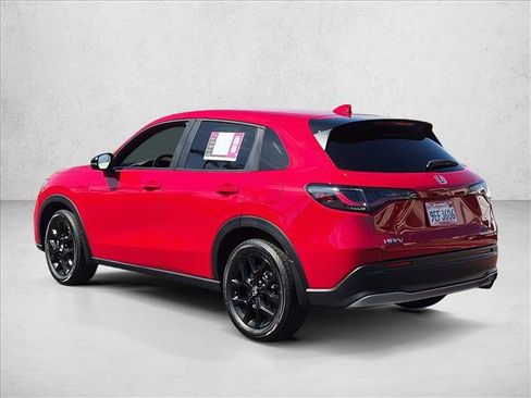 Used 2023 Honda HR-V Sport image 8