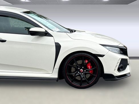 Used 2018 Honda Civic Type R image 35