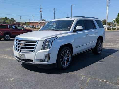Used 2020 Cadillac Escalade Platinum image 7