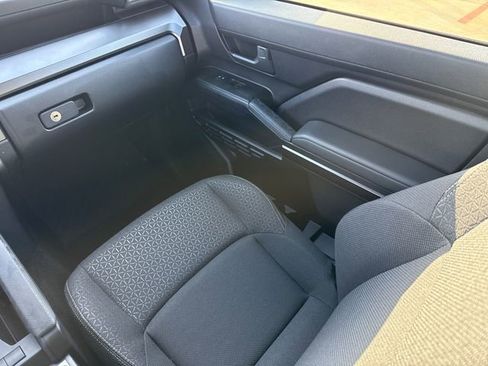 Used 2025 Toyota 4Runner SR5 image 16