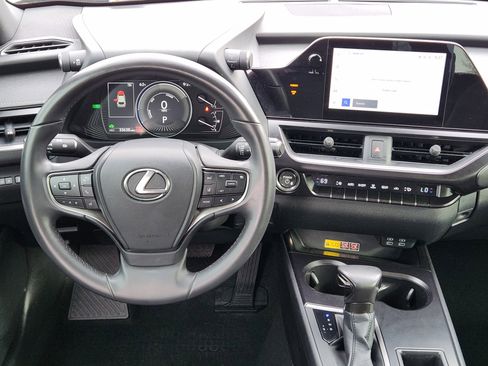 Used 2024 Lexus UX 250h FWD image 31