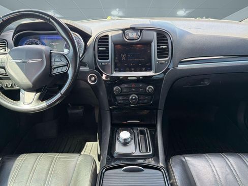 Used 2021 Chrysler 300 S image 28