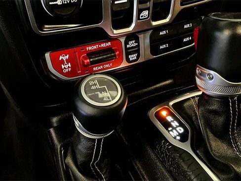 Used 2020 Jeep Gladiator Rubicon image 23
