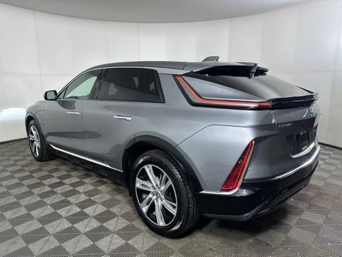Used 2024 Cadillac Lyriq Tech image 5