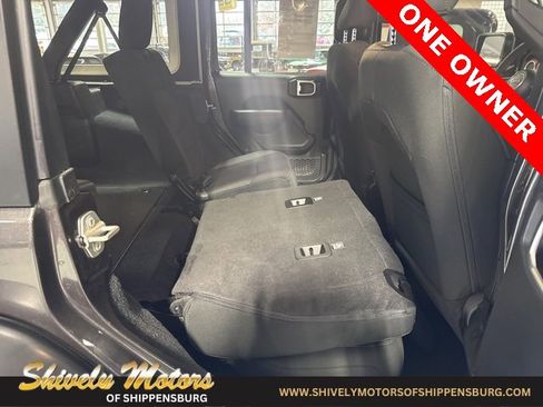 Certified 2023 Jeep Wrangler Rubicon image 38