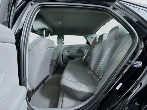 New 2026 Hyundai Elantra Sport FWD image 36