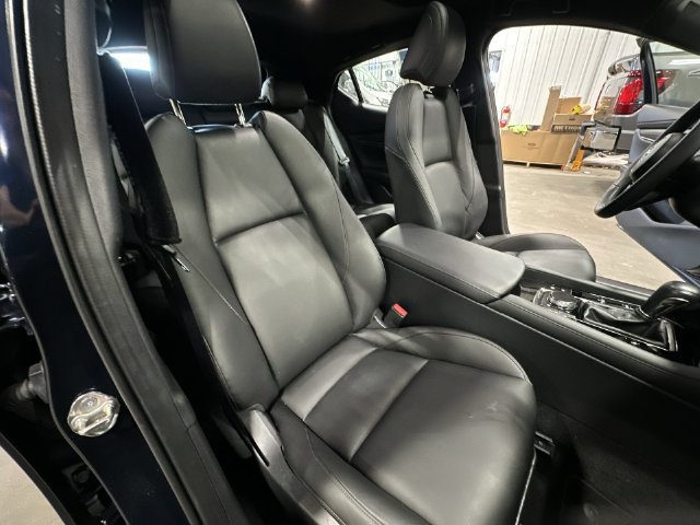 Used 2023 MAZDA MAZDA3 s FWD image 32
