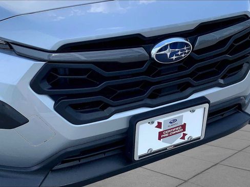 Used 2025 Subaru Crosstrek 2.5i Limited AWD/4WD image 31