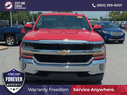Used 2018 Chevrolet Silverado 1500 LT w/ All Star Edition AWD/4WD image 10