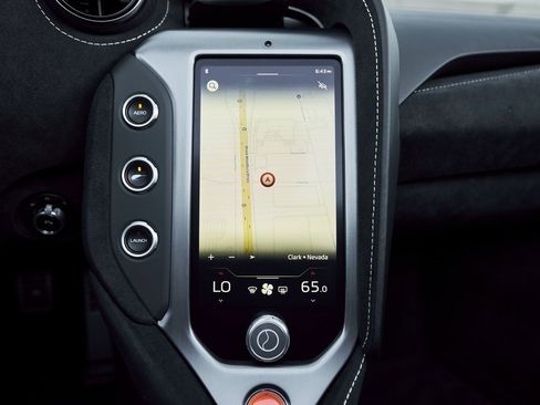 Used 2026 McLaren 750S image 67