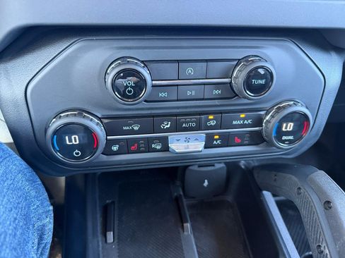 Used 2025 Ford Bronco Badlands AWD/4WD image 25