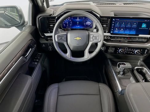 New 2026 Chevrolet Silverado 1500 LTZ w/ LTZ Premium Package AWD/4WD image 24