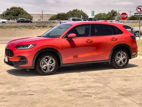 Used 2025 Honda HR-V EX-L image 4