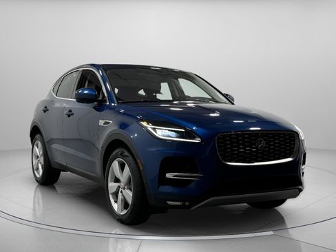 Used 2021 Jaguar E-PACE SE image 6