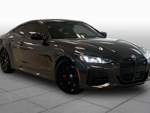 Used 2025 BMW M440i Coupe w/ Premium Package RWD image 2