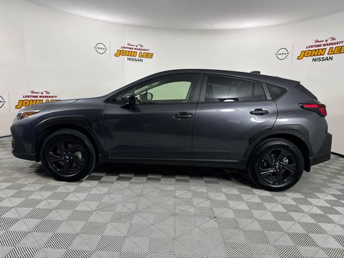Used 2024 Subaru Crosstrek 2.0i image 2
