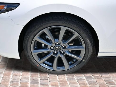 New 2026 MAZDA MAZDA3 s FWD image 32