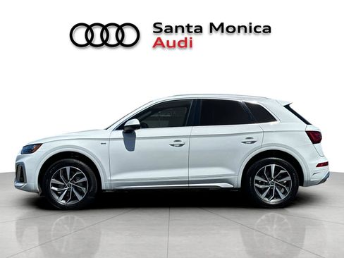Used 2023 Audi Q5 2.0T Premium w/ Convenience Package AWD/4WD image 5