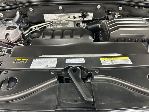 Used 2025 Volkswagen Atlas SE image 70