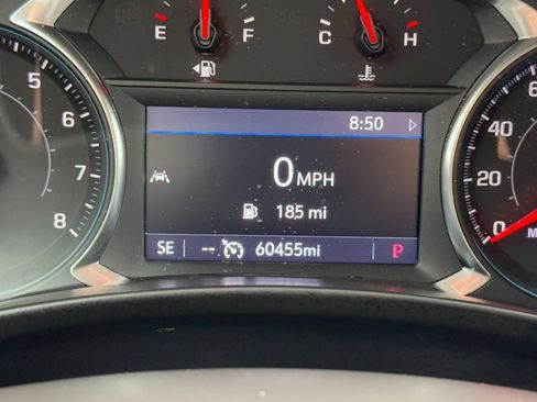 Used 2023 Chevrolet Equinox Premier FWD image 22
