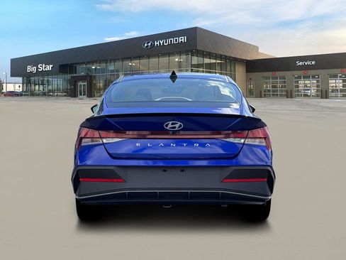New 2026 Hyundai Elantra Sport image 6