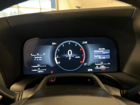 Used 2024 Lexus GX 550 w/ Accessory Package (31) image 11