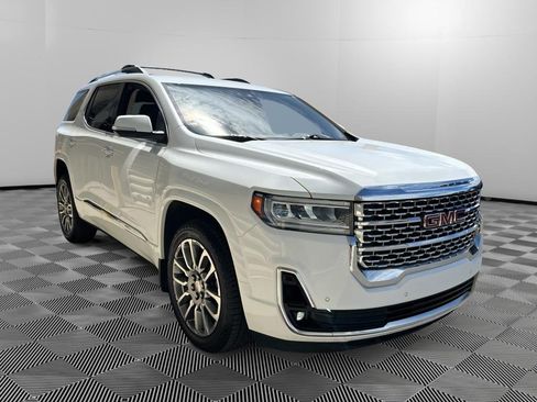 Used 2023 GMC Acadia Denali AWD/4WD image 3