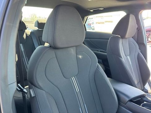 New 2026 Hyundai Elantra SEL Sport Premium FWD image 24