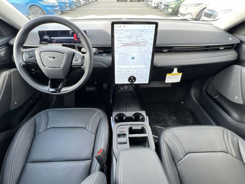 New 2025 Ford Mustang Mach-E Premium image 23