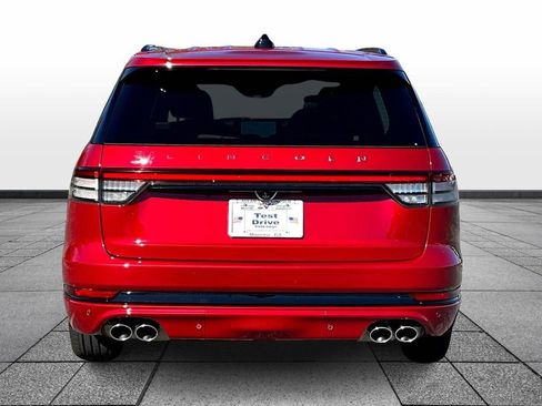 Used 2025 Lincoln Aviator Reserve w/ Jet Appearance Package image 4