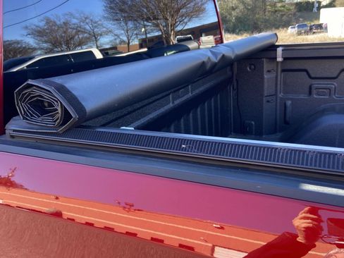 Used 2023 Chevrolet Silverado 1500 RST image 31