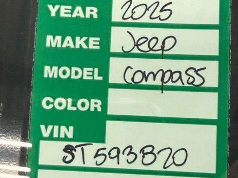 Certified 2025 Jeep Compass Limited w/ Elite Group AWD/4WD image 29