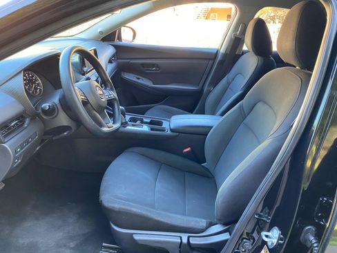 Used 2025 Nissan Sentra S FWD image 34