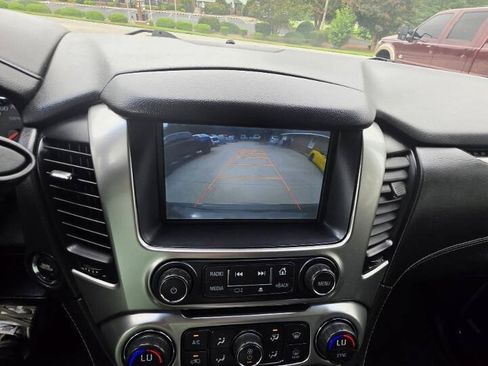 Used 2015 Chevrolet Suburban LTZ AWD/4WD image 24