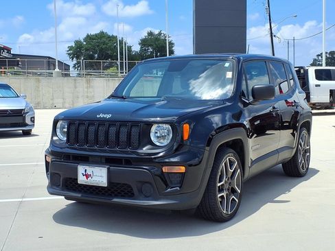Used 2020 Jeep Renegade Sport FWD image 3