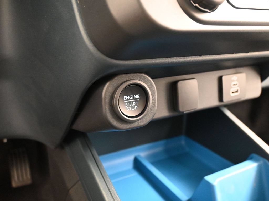 Used 2025 Ford Maverick XLT FWD image 15