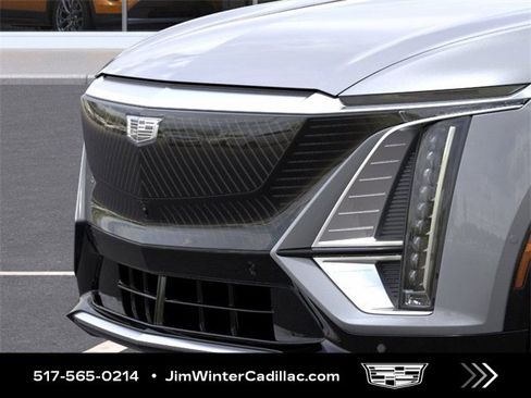 New 2025 Cadillac Lyriq Luxury image 13