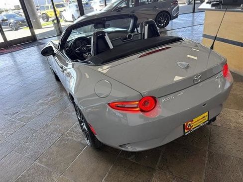 New 2025 MAZDA MX-5 Miata Grand Touring w/ Weather Package image 4