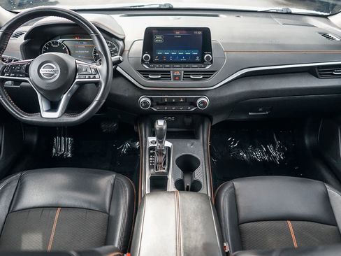 Used 2021 Nissan Altima 2.5 SR image 11