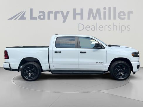 New 2026 RAM 1500 Express AWD/4WD image 6